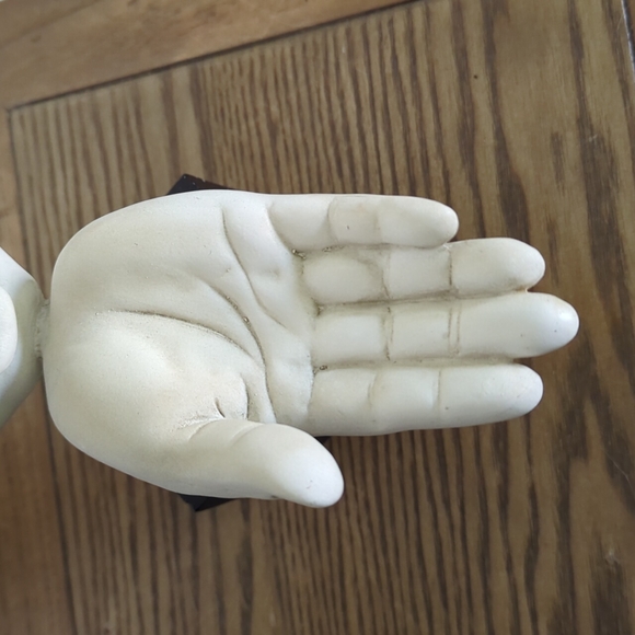 Blow a Kiss Sculpture on Block Base Leonardo Da Vinci Vitruvian Collection 2005 - Picture 5 of 8